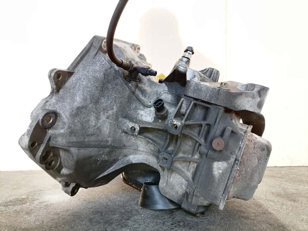 Opel Corsa D original ML5 5 Gang Schaltgetriebe 1.2 59kw BJ06